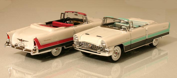 1955 Packard Caribbean fortsätter tillverkas, men nu i skala 1/18