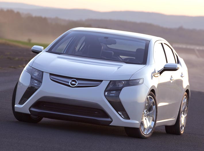 Priset på Chevrolet Volt blir lägre när nu tillverkningen av många delar, kostnadsmässigt kan bäras av också Opel Ampera.