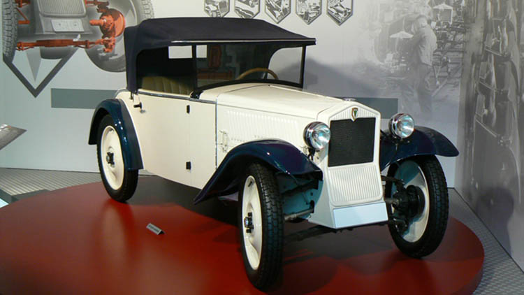 En tidig 1931 DKW Front FA 600 Roadster.