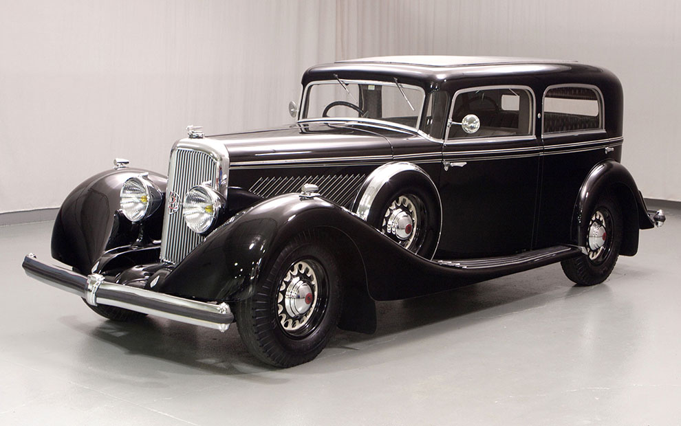 1936 års mäktiga Panhard Panoramique.
