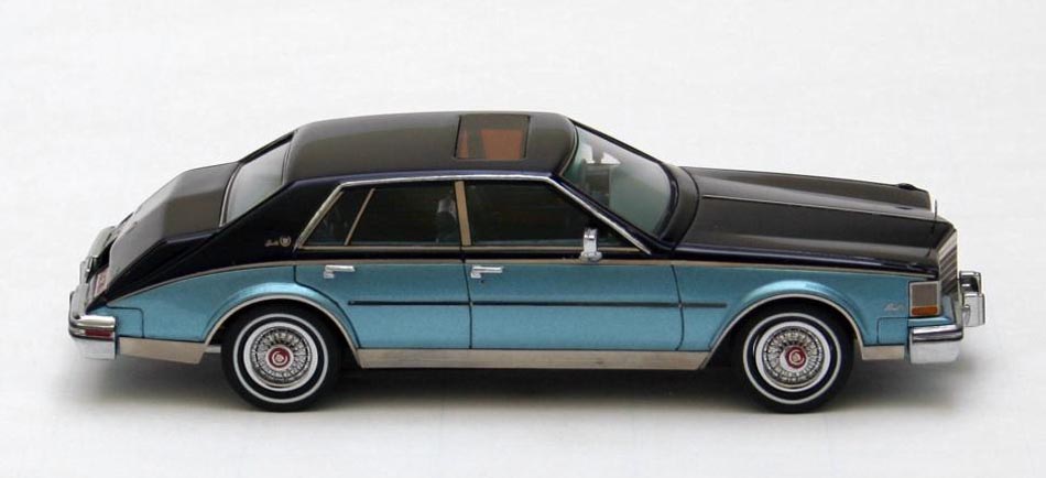 Cadillac påpekade att designen resulterade i ett märkbart större kupéutrymme (något som klagats på tidigare). Även bagageutrymmet blev rymligare eftersom aktern gjordes högre.