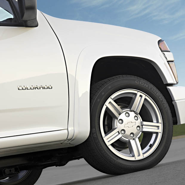 För den som gillar hjulflärd erbjuder Chevrolet dessa sportiga fälgar! Nu är vi långt bort från lastbilens enkla plåtfälgar från forna tider!