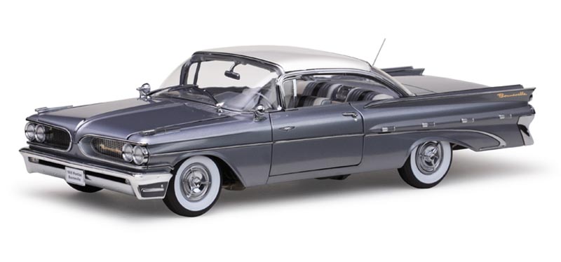 Pontiac Bonneville Sport finns nu i butikerna i Silver Metallic.