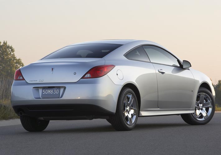 2009 Pontiac G6.