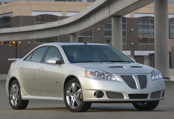 Hungrigare front på 2009 Pontiac G6 GXP.