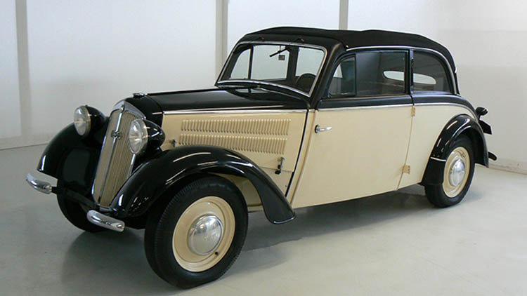 1939 års DKW F8 Meisterklasse Convertible Sedan (Cabrio-Coach).