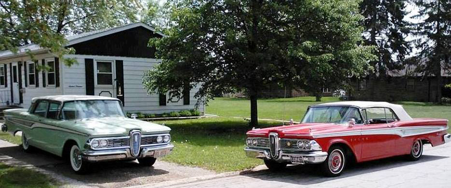 En familj som definitivt älskade 1959 Edsel.