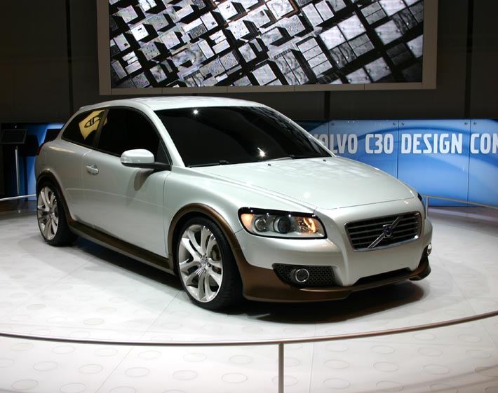 Konceptbilen Volvo C30 som med små modifieringar snart torde vara i produktion.