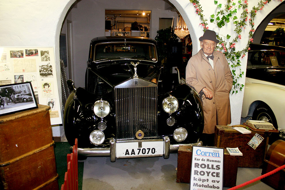 Den sevärda montern med Kar de Mumma och hans 1951 Rolls-Royce Silver Dawn.