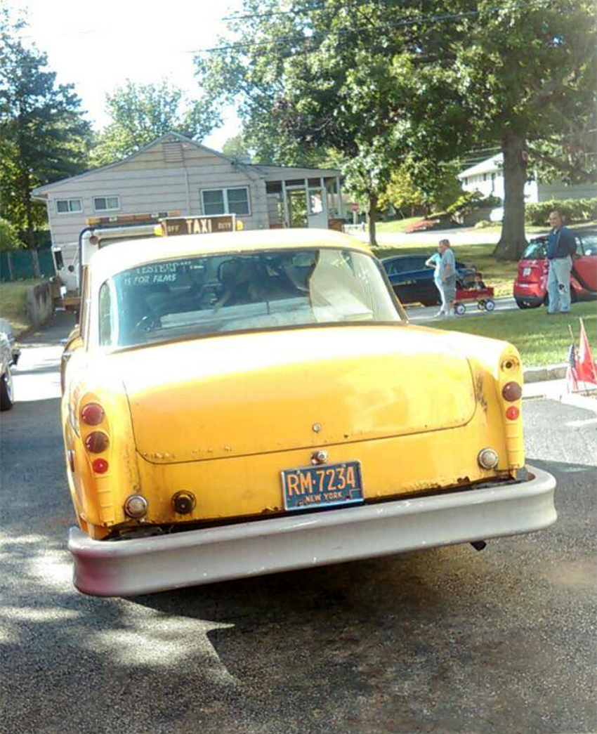1974 Checker A12 4dr Sedan