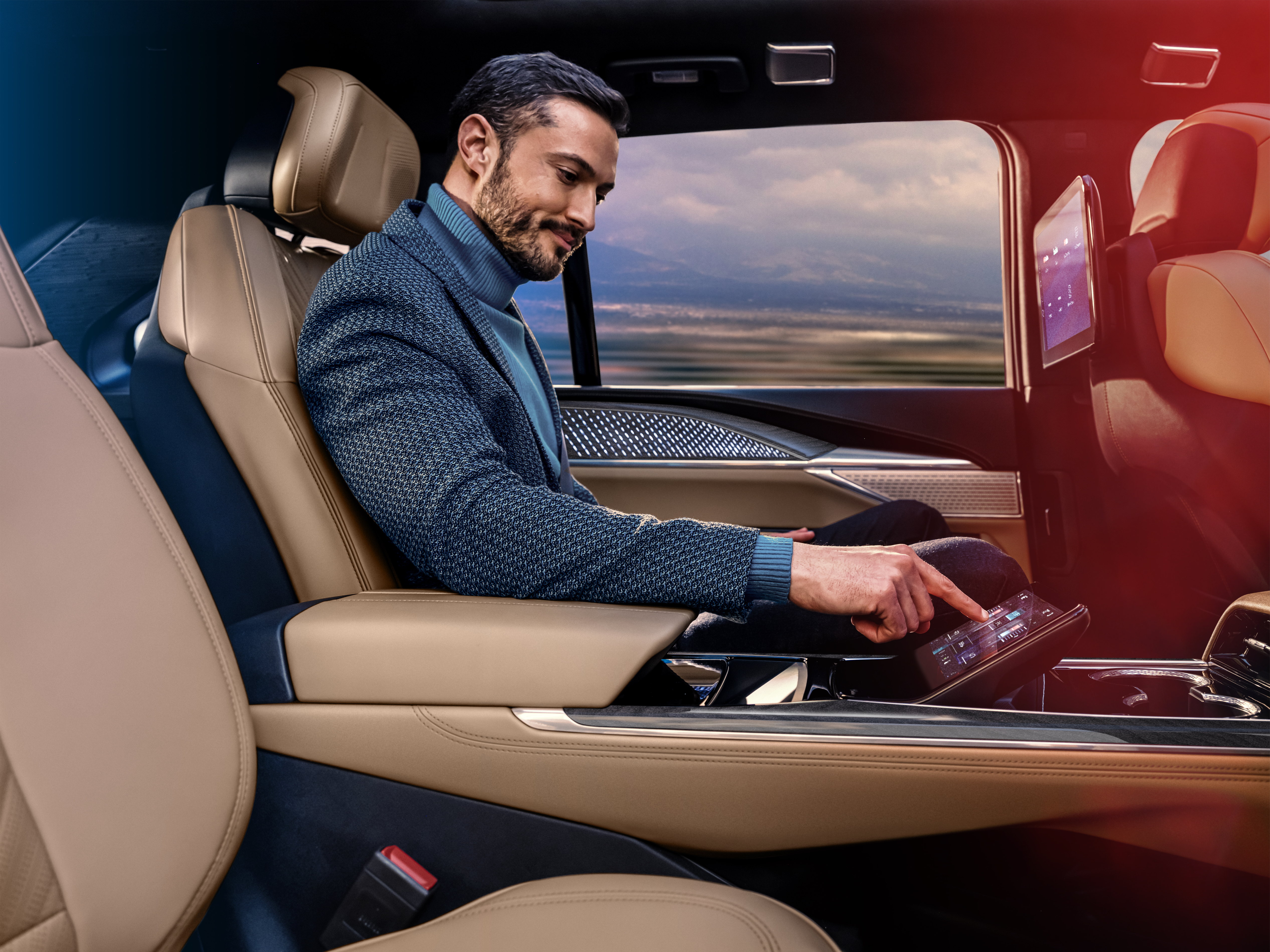 Cadillac satsar på lyx snarare än minimalism.