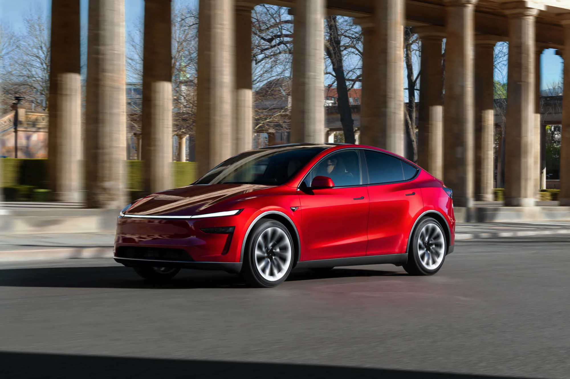 Tesla Model Y framträder som det optimala valet för familjer som söker en begagnad elbil med räckvidd och utrymme.