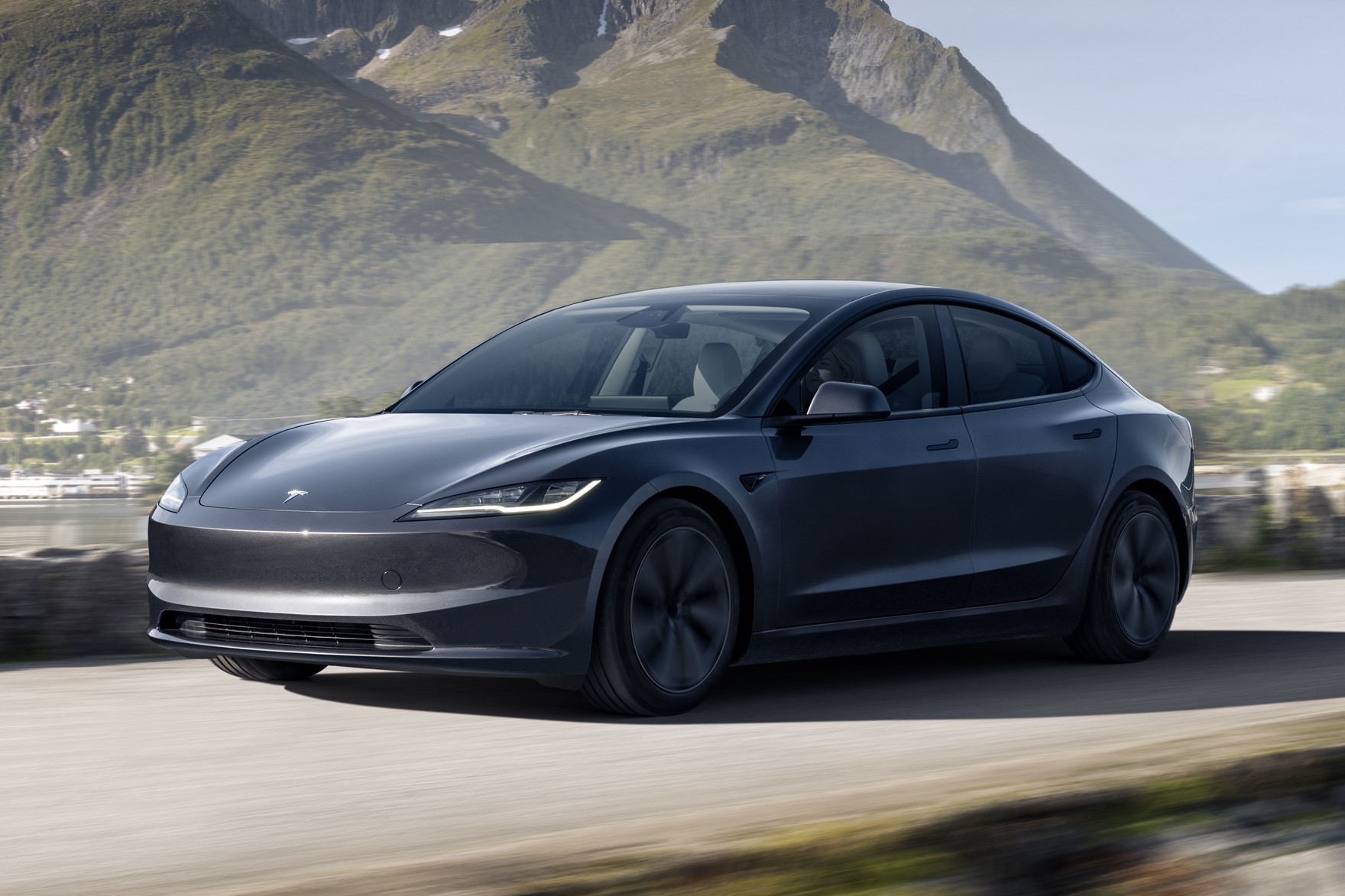 Tesla Model 3 är en av de begagnade elbilsfavoriterna 2026.