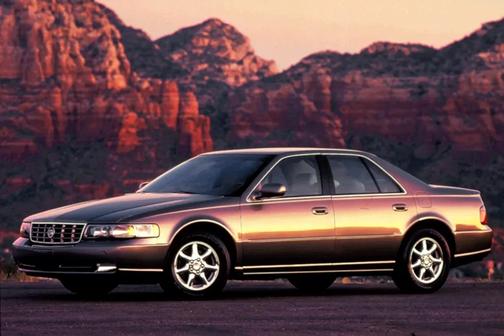 Cadillac Seville STS representerade slutet av 90-talet och början av 2000-talets formgivning, med förhoppning att locka fler köpare från Europa.