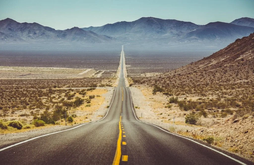 Många delar av Route 66 är kvar i bra skick och ger fortfarande bilister chansen att uppleva känslan av frihet.