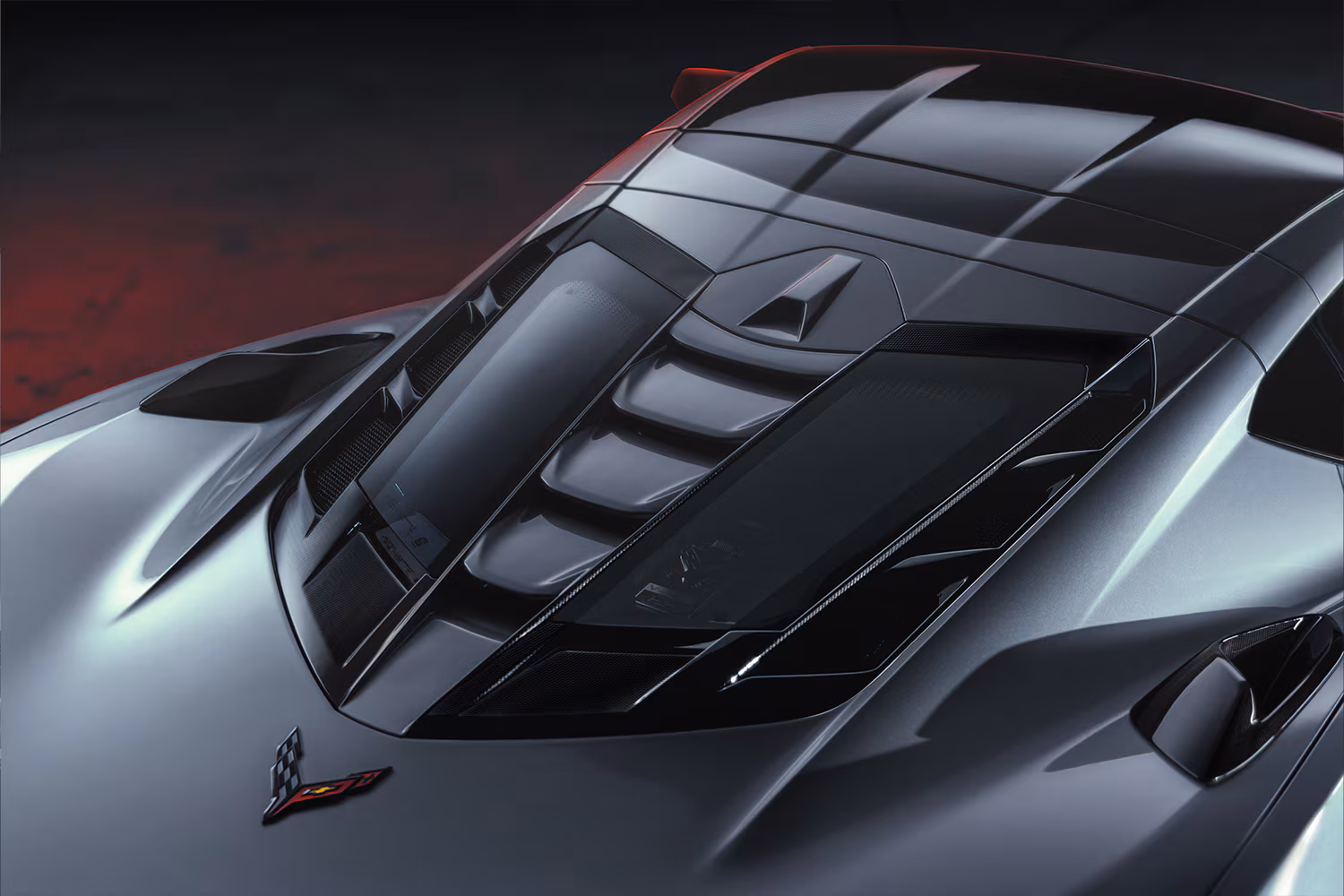 Den aggressiva utformningen med "fönster" ovanför den dubbelturboförsedda V8-motorn samt rejäla luftintag bidrar till ZR1X:s exklusiva look.