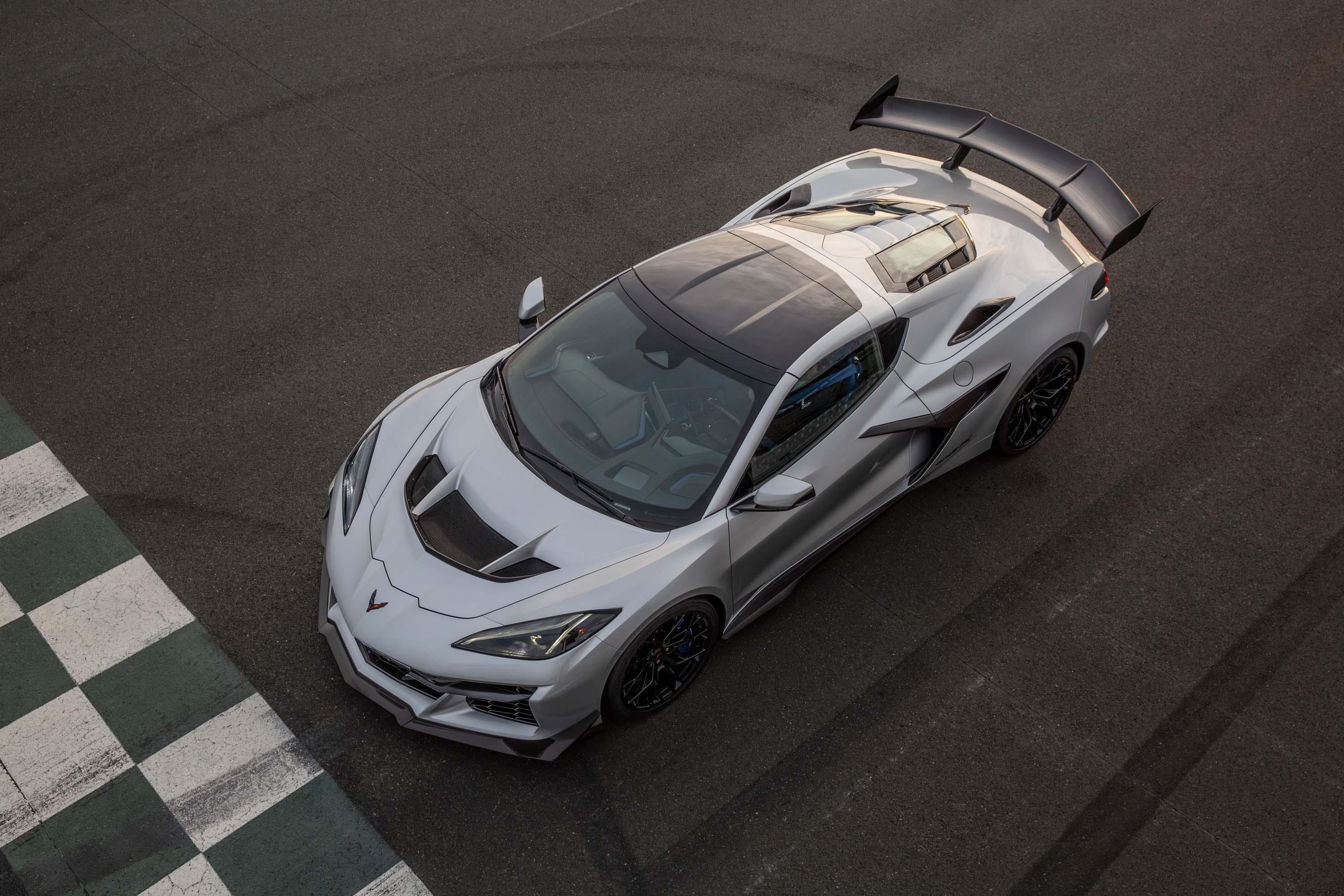 Chevrolet kommer att bygga endast 300 exemplar av Corvette ZR1X. Modellen får en ny rak vevaxel-V8 turbomotor och är designad för banan.