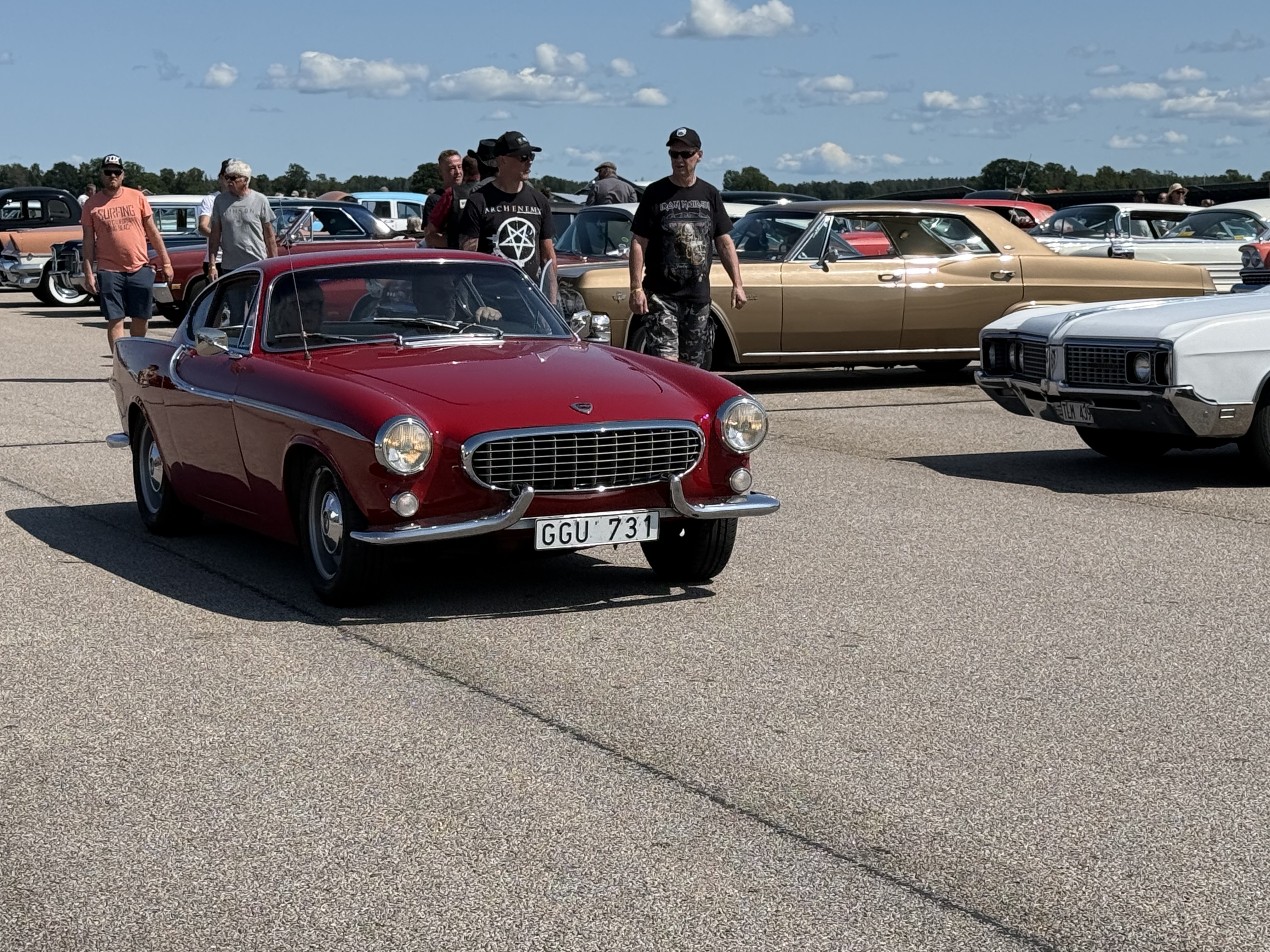 En Volvo P1800 på Big Swap Meet. Arrangörerna var nöjda med årets event – trots att man hade bara ett år på sig för planering.