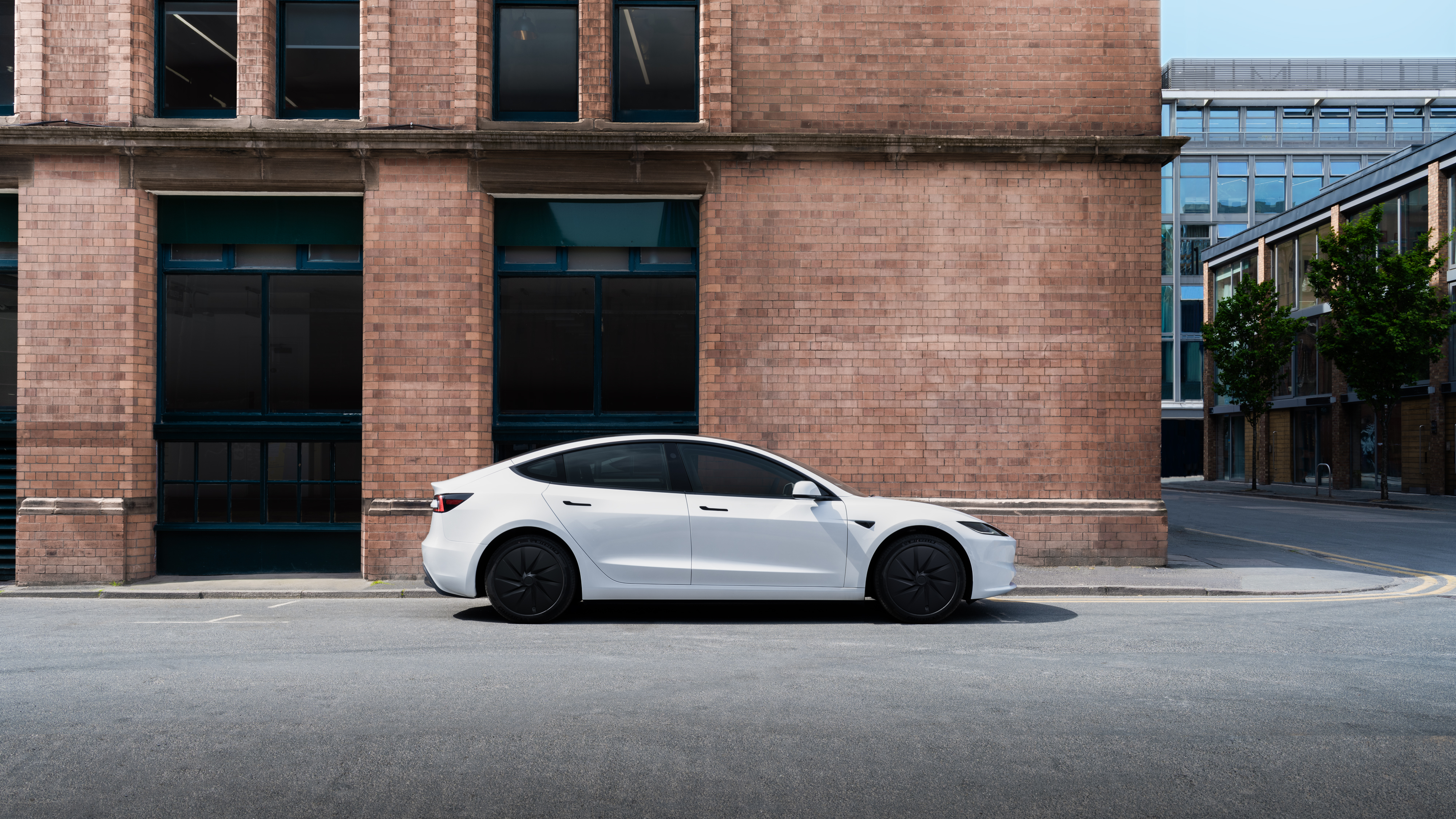Ett vanligt problem med Model 3 är snedslitna bakdäck – oavsett hur många mil bilen har rullat.