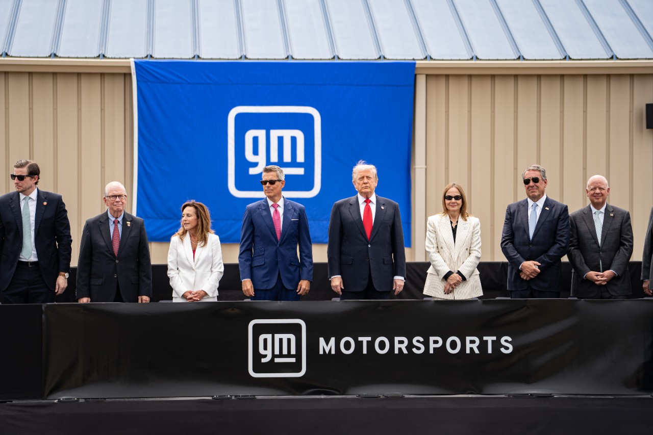 Donald Trump vid ett besök hos General Motors. Bild: GM.