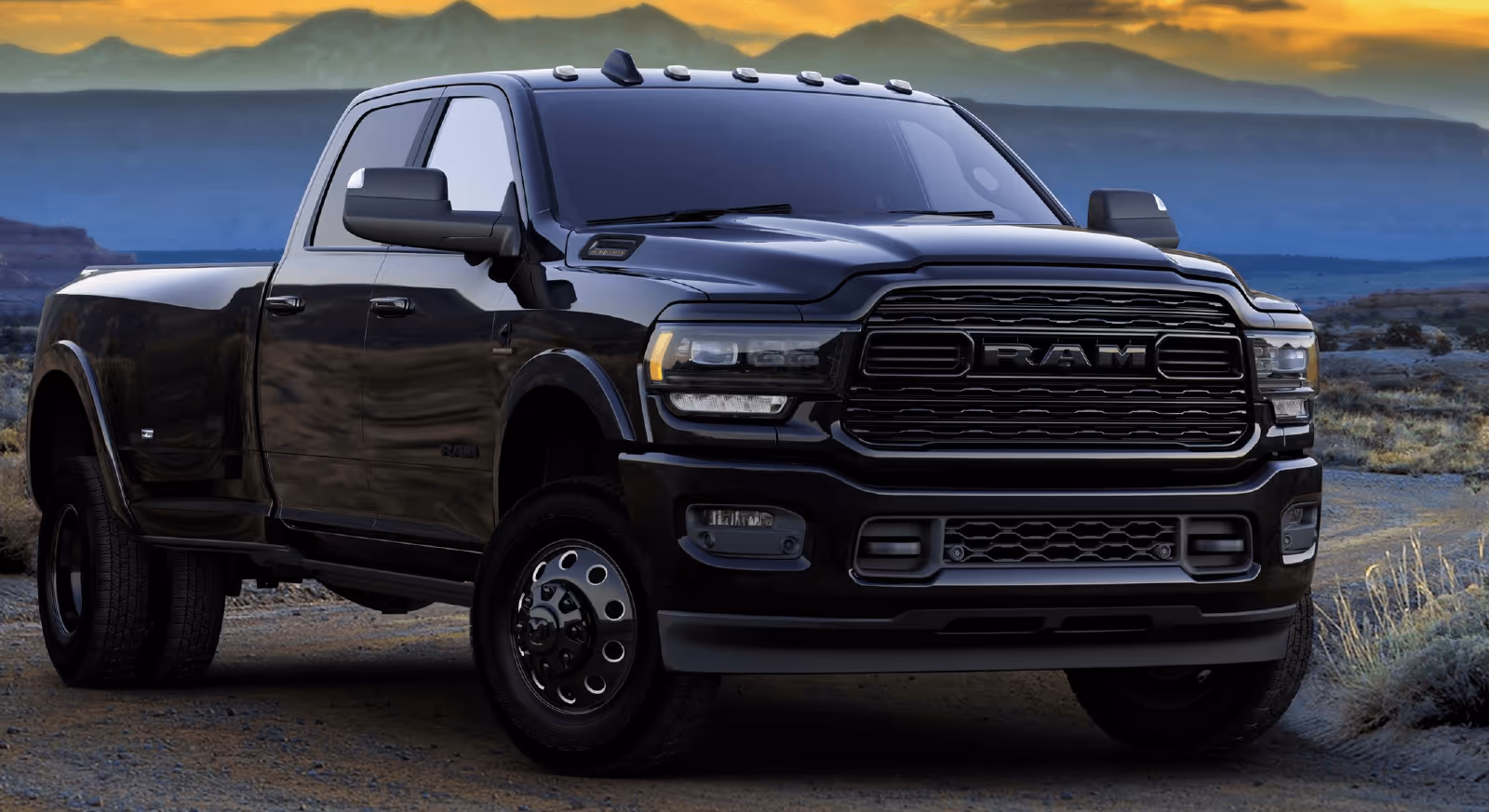 RAM 3500 Dually är ett tydligt exempel på en amerikansk pickup som inte alltid är amerikansk i tullens mening, trots utseendet.