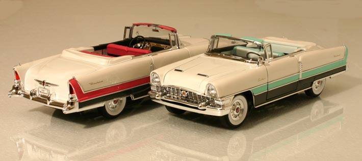 1955 Packard Caribbean fortsätter tillverkas, men nu i skala 1/18