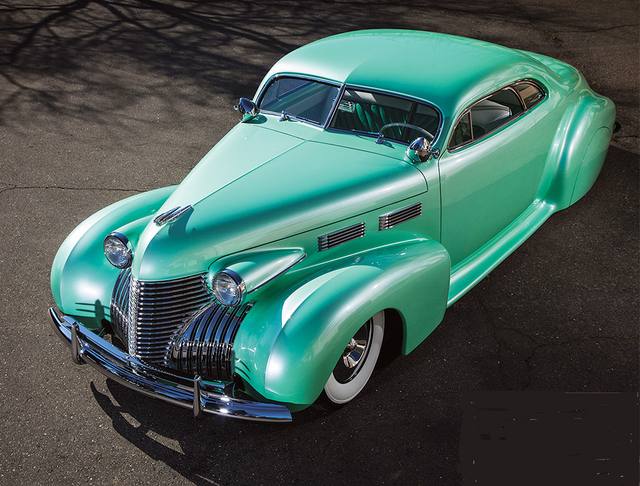 Den fantastiskt sköna Sophia från John D´Agostino, baserad på en 1940 Cadillac Series 62 Coupe.