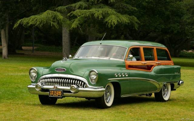 Den magnifika Buick Roadmaster Estate Wagon. Sista årsmodellen av Buick med inslag av riktigt trä.