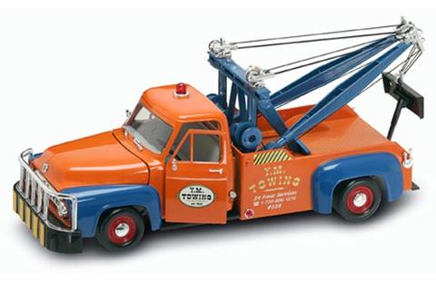 1953 Ford F-100 Tow Truck i skala 1/18 från Yat Ming. En välbyggd tungviktare på 1,4 kg.
