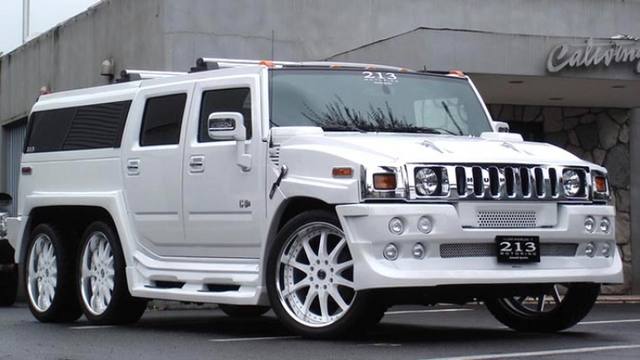 Ju större  desto bättre! Hummer H2 Ultimute Six imponerar stort!
