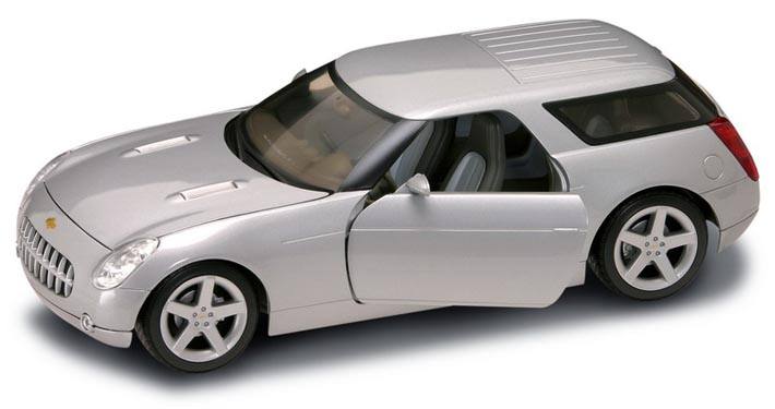 Modellbilen i skala 1/18 från Yat Ming är en snygg kopia av konceptbilen från 2004