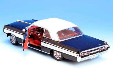 Oldsmobile Starfire 1962 är en tung, välgjord pjäs från Yat Ming´s Signature Series