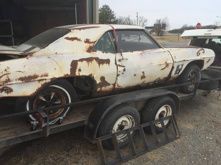 Samma 1969 Pontiac Trans Am ur annan vinkel.