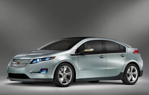 Tuff, mycket aggressiv design kännetecknar Chevrolet Volt. Notera det korta bakre överhänget och hur formgivarna ansträngt sig att skapa så breda dörröppningar som möjligt.
