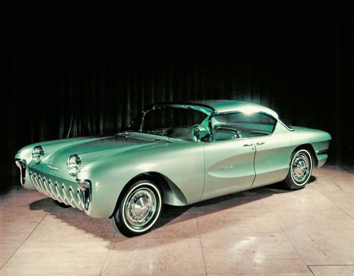 Chevrolet Biscayne in live!