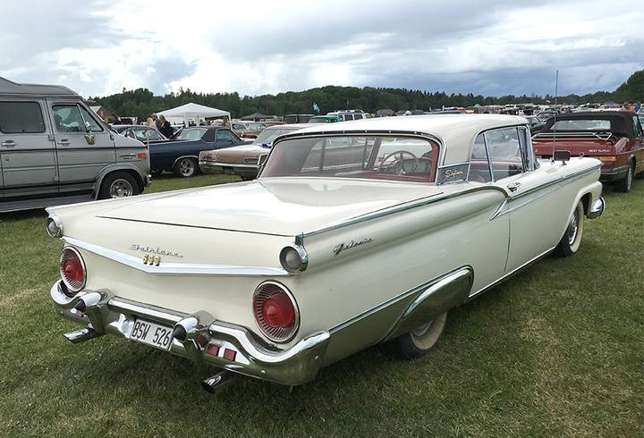 1959 Ford Fairlane 500 Galaxie Skyliner Retractable i ett beundransvärt skick. Ägare Kjell-Erik Andersson, Möklinta.