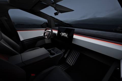Minimalistisk med attityd: Cybertrucks cockpit visar att det rymdskeppsliknande formspråket fortsätter även på insidan.