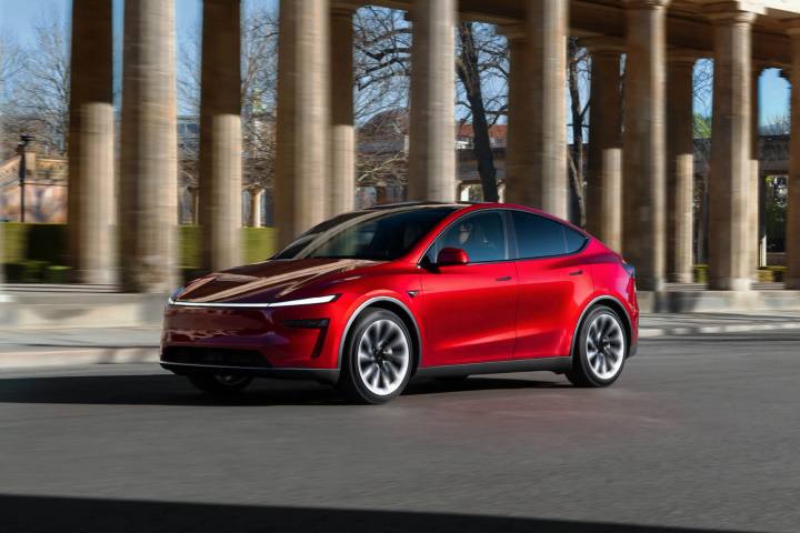 Tesla Model Y framträder som det optimala valet för familjer som söker en begagnad elbil med räckvidd och utrymme.