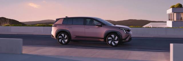 Skoda Peaq är märkets största SUV någonsin, helt eldriven med plats för upp till sju personer och lång räckvidd.