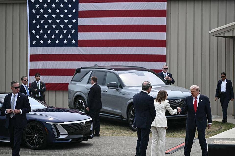 Vita huset beställer 250 Cadillac Escalade – därför väljer USA en stor V8-SUV