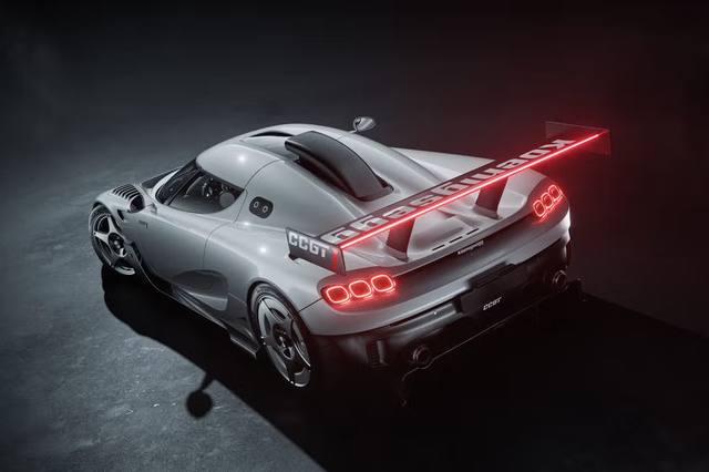 Nya Koenigsegg CCGT1 är en gatlegal banbil med upp till 1 600 hk och massiv aerodynamik.