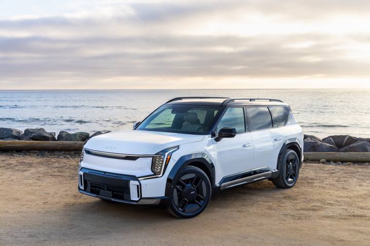 Kia EV9 är en av marknadens kraftfullaste och rymligaste elbilar och har goda förutsättningar som dragbil.
