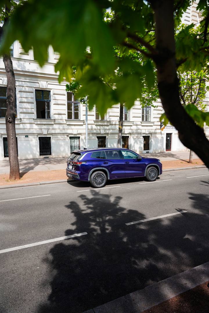 Volkswagen Tayron har goda förutsättningar att bli en populär familjebil för att dra husvagn och släp.