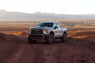 GM vägrar ge upp V8:an – nya Silverado får 6,6 liter och 488 hk