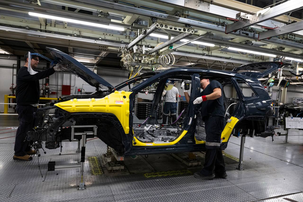 Toyota och Honda kan tvingas stänga fabriker – Trumps tullhot slår mot RAV4 och CR-V